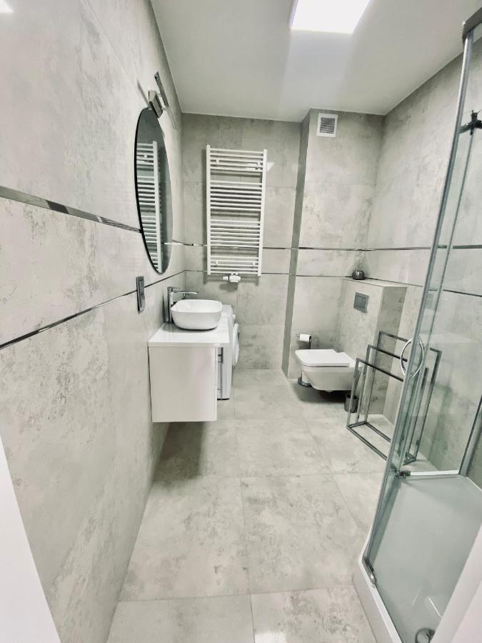 Fredry 2 Liliowy Apartament *
